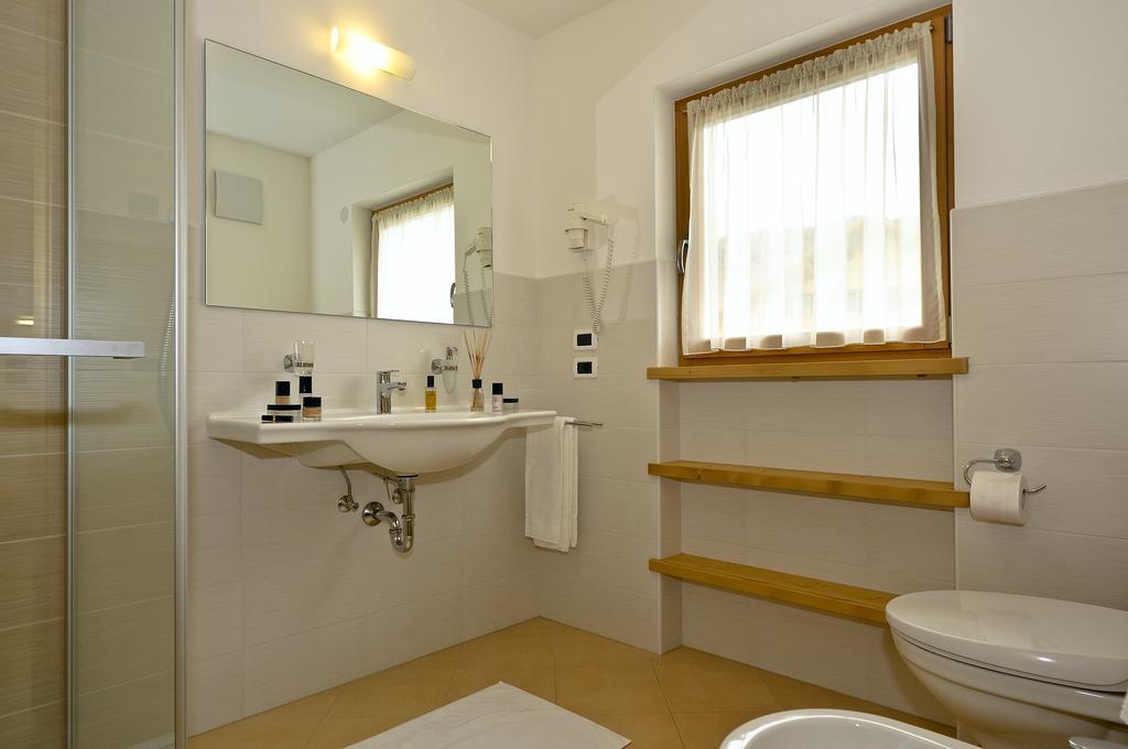 Residence Ciasa Mirasas บาเดีย ห้อง รูปภาพ